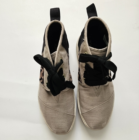 TOMS Womens Botas Lug Lace Up Sneakers Shoes Casual - Grey - Picture 3 of 9